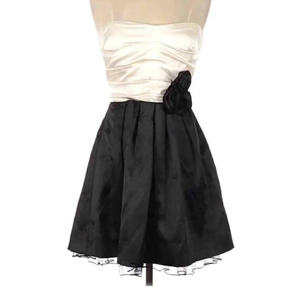 Speechless Junior Girl‎ Size 5 Strapless Dress